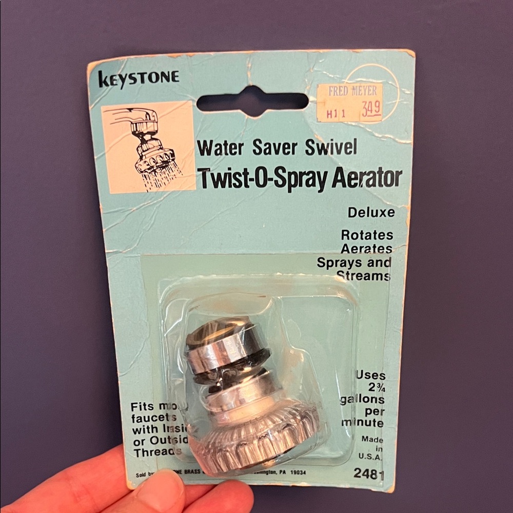 💝 10/$10 💝 Keystone Water Saver Swivel Twist-O-Spray Aerator - Silver